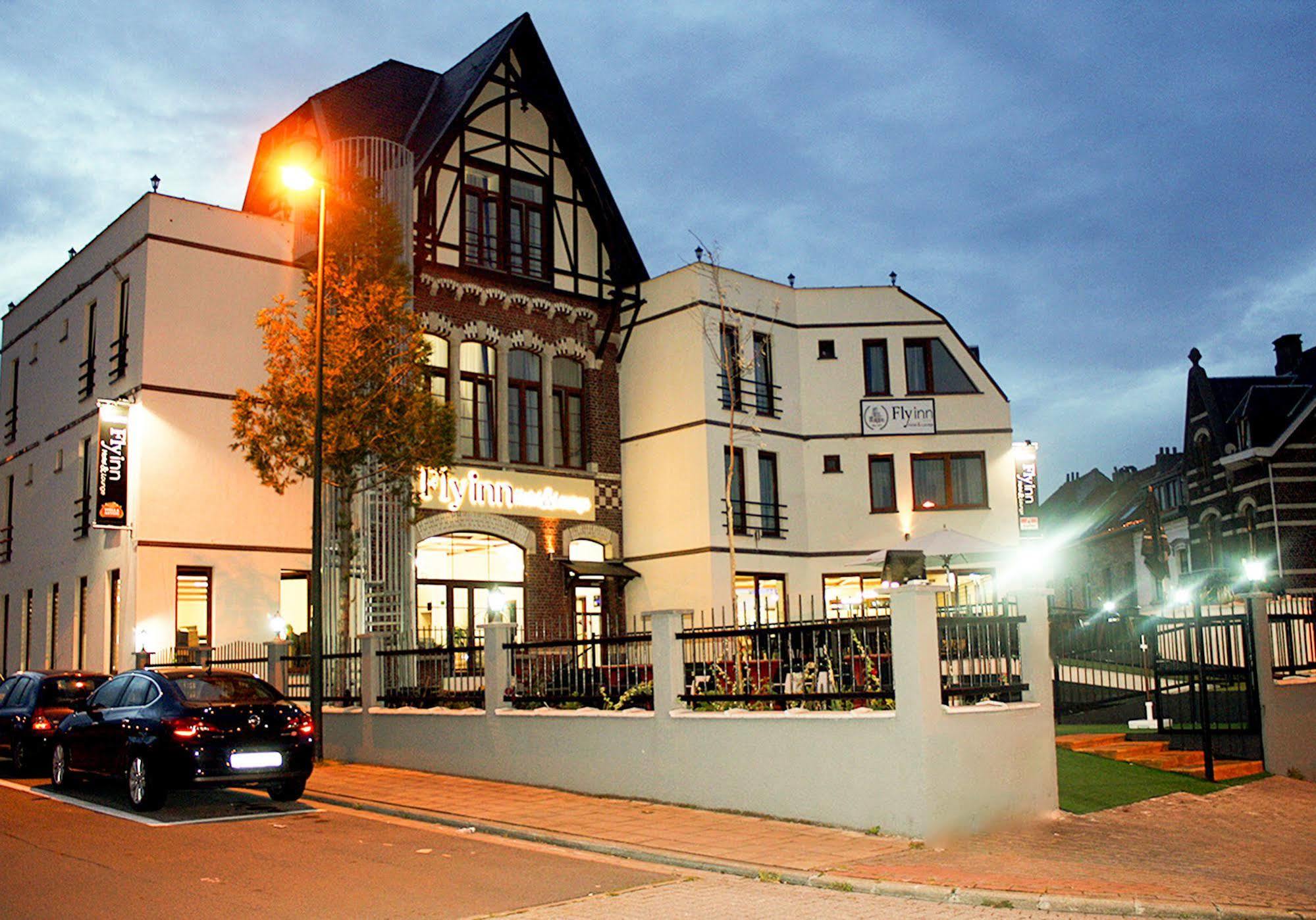 Fly inn Hotel Nezzo Lounge Brussels Machelen Esterno foto
